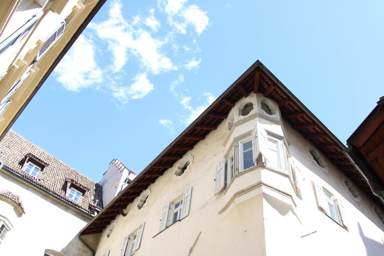 Historic Rooms And Apartments In The City Centre Of Bolzano Kültér fotó